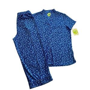 WHITE ORCHID WOMEN’S SMALL 2-PIECE PAJAMA SET